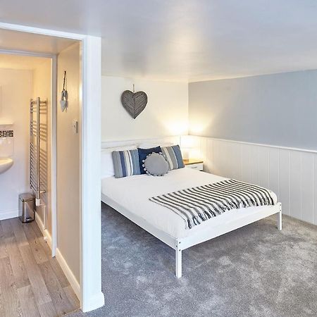 Host & Stay - Princess Place Studio Вітбі Екстер'єр фото